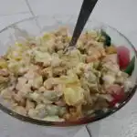 Dlaczego jajka na sałatkę powinny być gotowane na twardo, a nie w torebce: robienie oliviera dlaczego-jajka-na-salatke-powinny-byc-gotowane-na-twardo-a.jpg