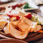 Jak solić smalec po ukraińsku w słoiku: będziesz mógł go jeść ustami Jak solić smalec po ukraińsku w słoiku: będziesz mógł go