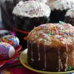 Szybka Wielkanoc na kefirze: nawet nie widać, że bez drożdży - wyszło bardzo smacznie Szybka Wielkanoc na kefirze: nawet nie widać, że bez drożdży